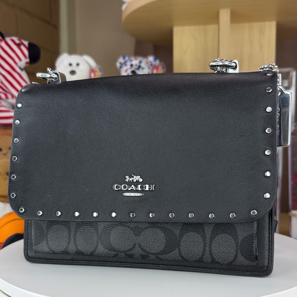 Coach Handbags - 💥COACH - Klare Crossbody Bag In Signature Canvas - CM753